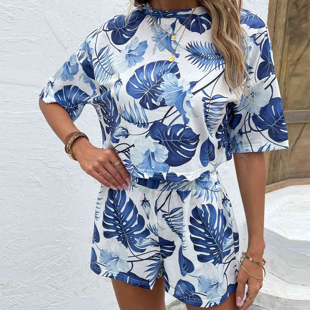 Floral Print Round Neck Dropped Shoulder Top and Shorts Set