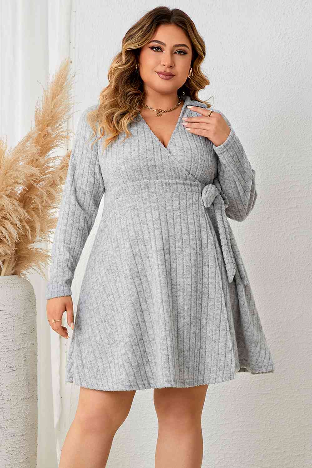 Collared Neck Long Sleeve Tied Dress