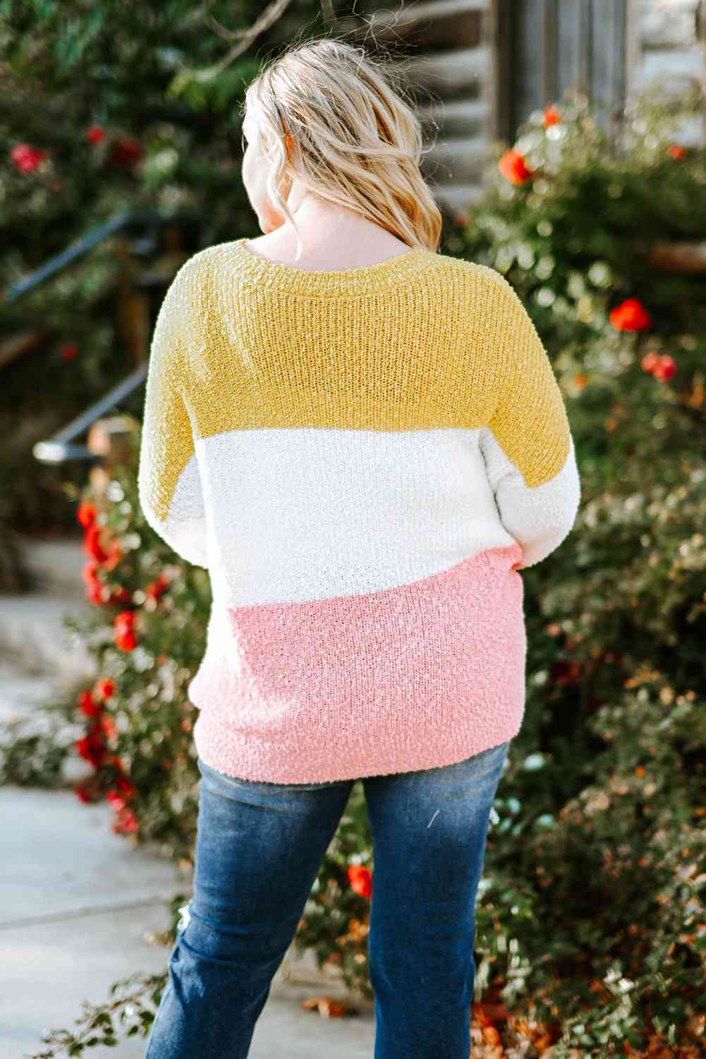 Color Block Round Neck Sweater