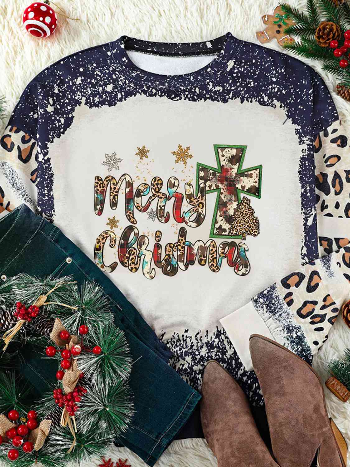 MERRY CHRISTMAS Graphic Leopard Sweatshirt