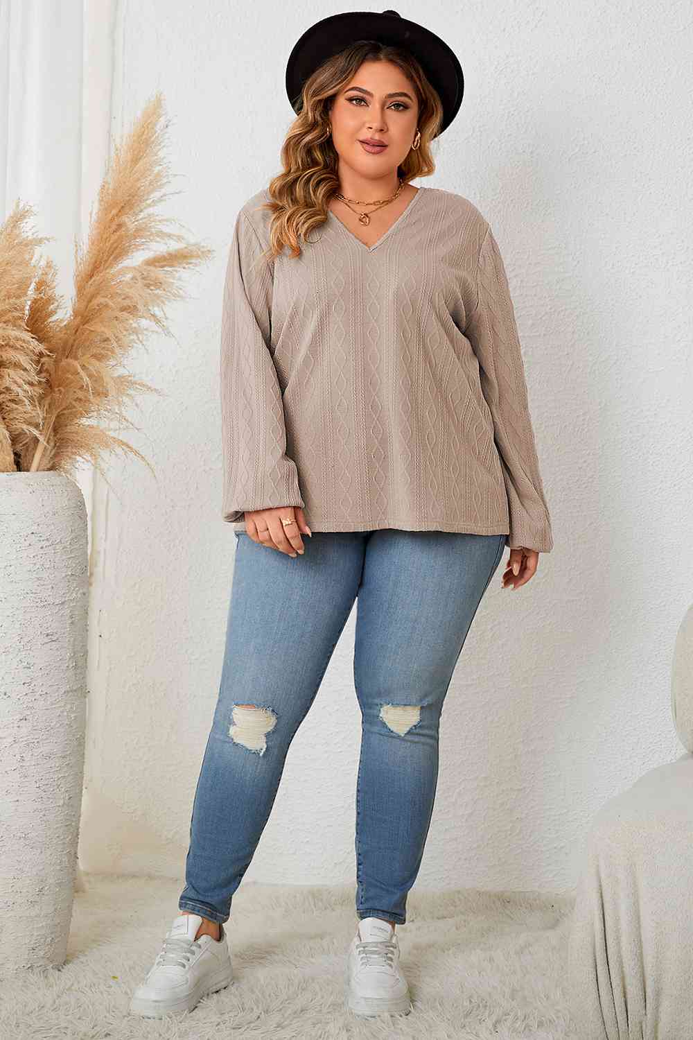 Lace Detail V-Neck Long Sleeve Blouse